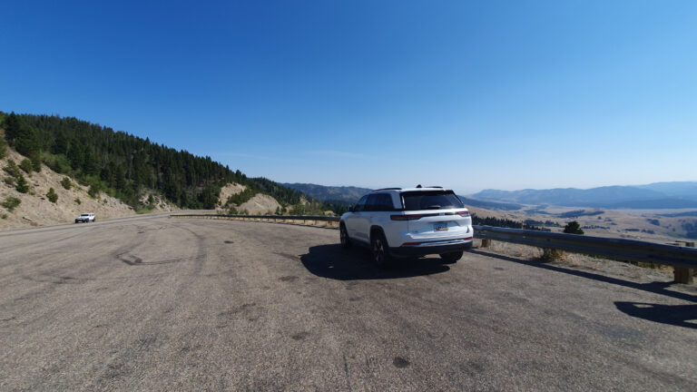 Vejledning: Afhentning af lejebil og problemfri kørsel i USA